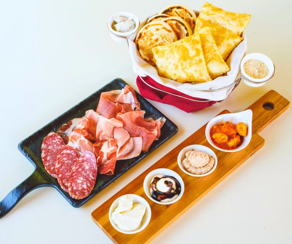 Our à la carte menus and weekly specials change with the seasons