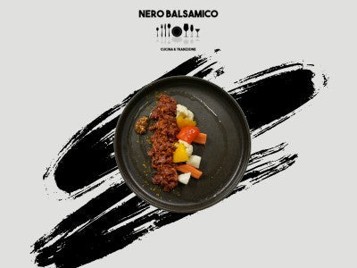 Sashi rump tartare, hand-cut and served with homemade giardiniera