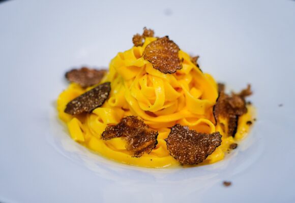 Tagliolini à la truffe noire