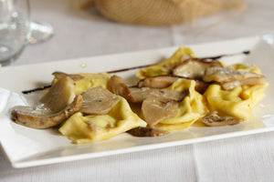 Tortelli di ricotta dell'Appennino Modenese e spinaci ai funghi porcini 